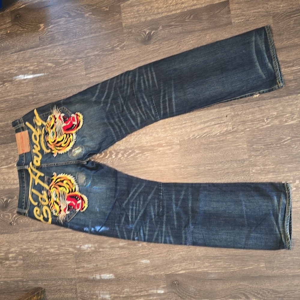 SOLD on M.ercari!!  Ed Hardy Signature Logo Tiger Denim Men Size 32W 34L NWT - Picture 3 of 9